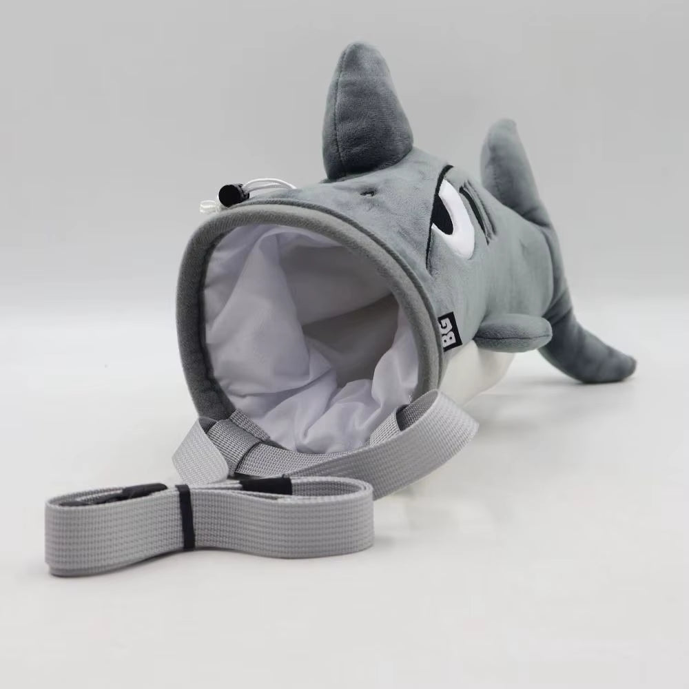 Gray Color Flannel Shark Chalk Bag Flannel Material Stuffed Animal Design Rock Climbing Bag Shark Shape Magnesium Powder Bag